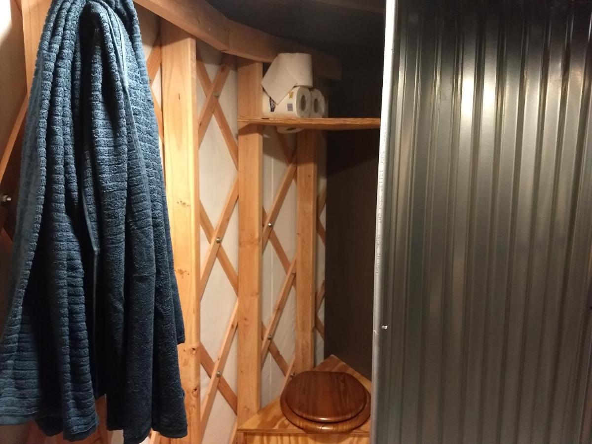 Livingston Manor Yurt Hotel Parksville Eksteriør billede